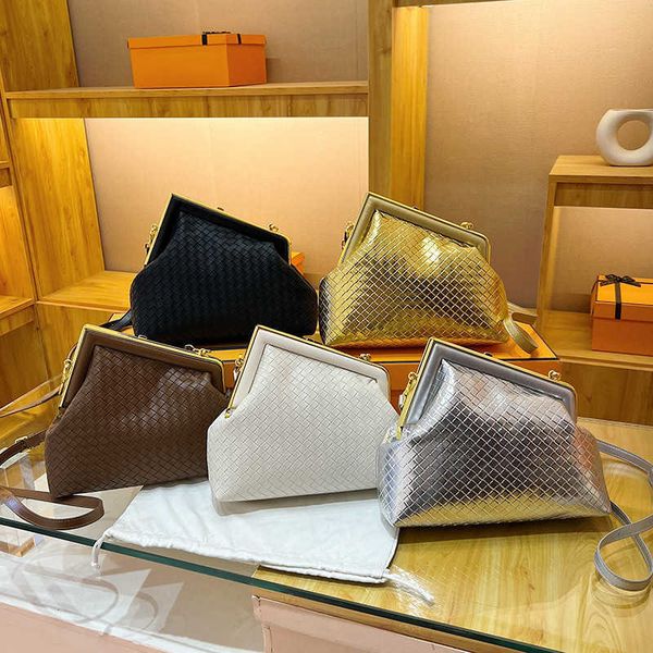 outdoor designer bags tote women's bag shoulder bag woven clip bag fashion crossbody bag handheld bag fen bags ehu1
outdoor designer bags tote women's bag shoulder bag woven clip bag fashion crossbody bag handheld bag fen bags ehu1