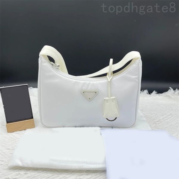 black white mens shoulder bag nylon hobo womens designer bag solid color triangle sacoche vintage baguette designer handbag daily xb033 b23
black white mens shoulder bag nylon hobo womens designer bag solid color triangle sacoche vintage baguette designer handbag daily xb033 b23