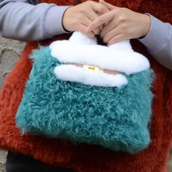 evening bags msminshu lady's handbags girls hand bag real lamb fur and rex rabbit for women 230824
evening bags msminshu lady's handbags girls hand bag real lamb fur and rex rabbit for women 230824