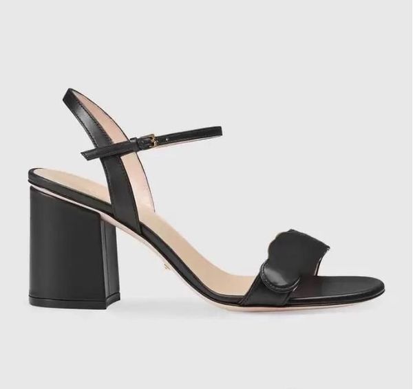 luxury high heels leather sandal suede mid-heel -11cm women designer sandals summer size 35-40, Black
luxury high heels leather sandal suede mid-heel -11cm women designer sandals summer size 35-40, Black