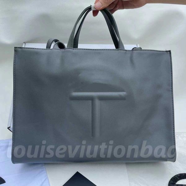black tote bag leather waterproof large capacity shopping bags fashion designer shoulder bag women's purse cross body handbag shoppingb
black tote bag leather waterproof large capacity shopping bags fashion designer shoulder bag women's purse cross body handbag shoppingb