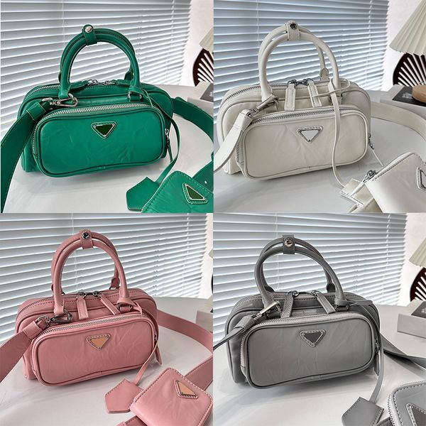 luxury designer tote bag bucket bag handbag womens shoulder bag crossbody bag casual all-in-one new women's bag
luxury designer tote bag bucket bag handbag womens shoulder bag crossbody bag casual all-in-one new women's bag