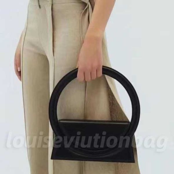 shoulder bagdove grey empreinte leather with bold cream flower print envelope detachable gold chain 3 multi clutch
shoulder bagdove grey empreinte leather with bold cream flower print envelope detachable gold chain 3 multi clutch