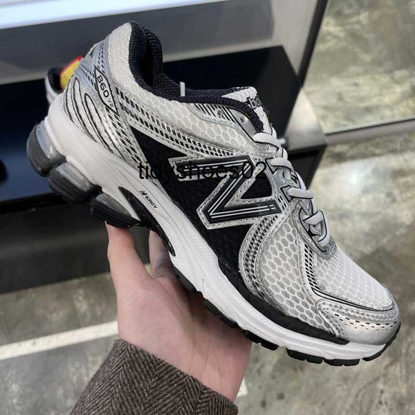 new women's shoes black silver new balances dad's shoes men's shoes mesh couple heightening sports and casual running shoes
new women's shoes black silver new balances dad's shoes men's shoes mesh couple heightening sports and casual running shoes