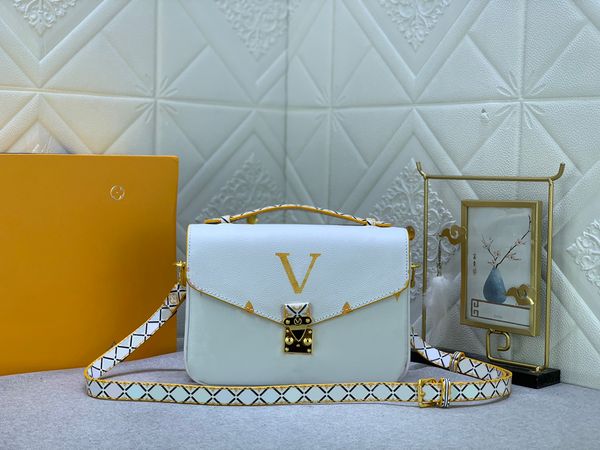 designer bag luxury pochette mrtis tote bag shoulder bags large capacity leather lady embossed three colors crossbody bag sling bag wallet p
designer bag luxury pochette mrtis tote bag shoulder bags large capacity leather lady embossed three colors crossbody bag sling bag wallet p