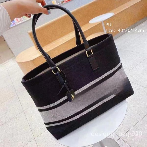 designer handbag avant-garde personality handbag durable comfortable shopping bag fashion tote bag large tote bag woven bag simple atmospher
designer handbag avant-garde personality handbag durable comfortable shopping bag fashion tote bag large tote bag woven bag simple atmospher