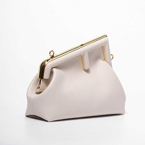 outdoor designer bags tote women's leather handbag casual women's bag design girl's bag fen bags chc4
outdoor designer bags tote women's leather handbag casual women's bag design girl's bag fen bags chc4