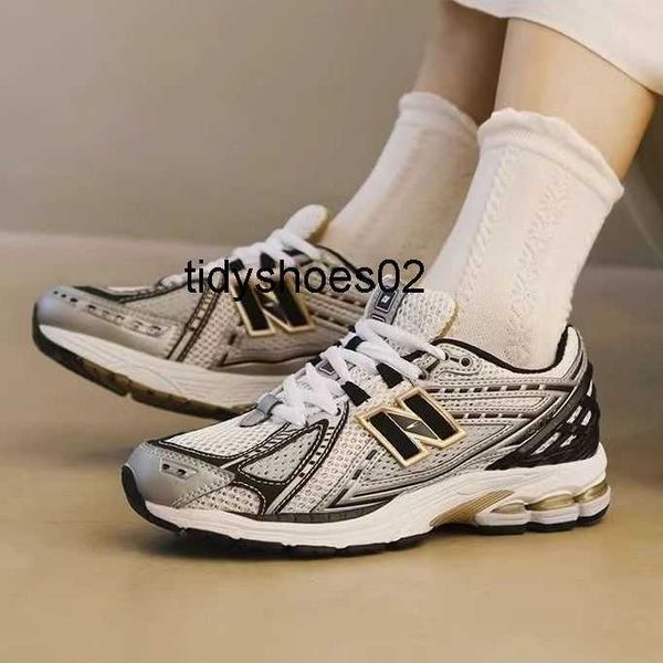 new balances shoes n1906r classic men's and women's breathable casual trendy white green platinum mesh fashionable sports shoes, Black
new balances shoes n1906r classic men's and women's breathable casual trendy white green platinum mesh fashionable sports shoes, Black