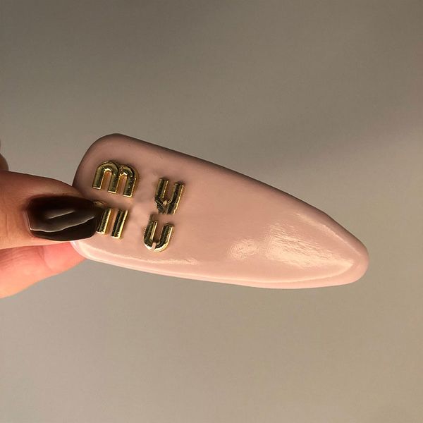 mi u hairpin forehead bangs shredded hair leather side spring clip headdress temperament premium touch net hairpin, Golden;silver
mi u hairpin forehead bangs shredded hair leather side spring clip headdress temperament premium touch net hairpin, Golden;silver