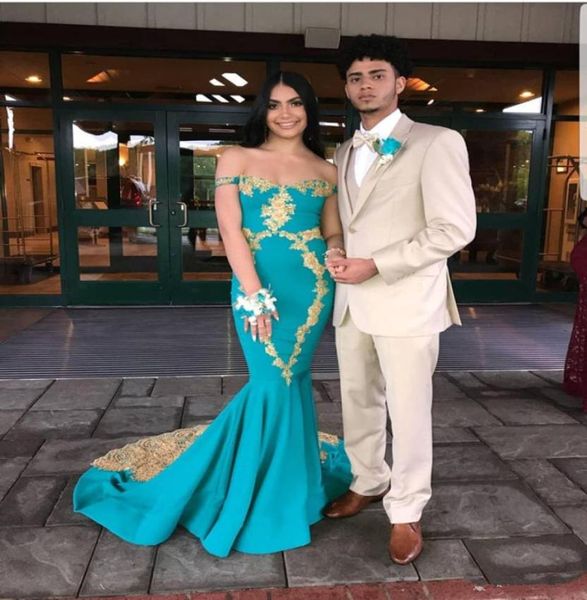 new designer off shoulder 2018 mermaid prom dresses gold appliques long formal evening gowns vestidos de fiesta2286909, Black
new designer off shoulder 2018 mermaid prom dresses gold appliques long formal evening gowns vestidos de fiesta2286909, Black