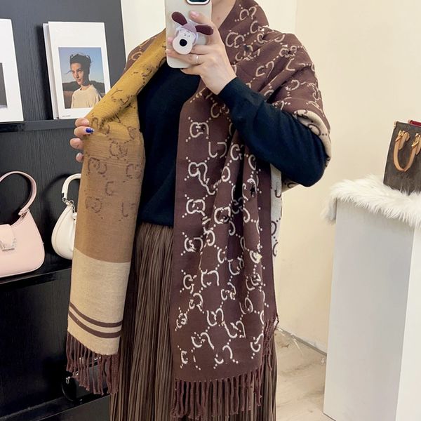 2023 new women man designer scarf fashion brand 100% cashmere scarves for winter womens and mens long wraps size 180x65cm christmas gift wit, Blue;gray
2023 new women man designer scarf fashion brand 100% cashmere scarves for winter womens and mens long wraps size 180x65cm christmas gift wit, Blue;gray