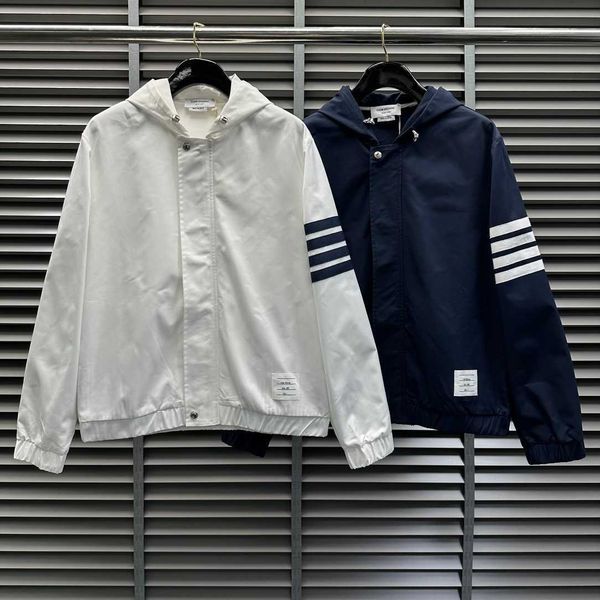 men's jackets tb trendy new ins style stripe hooded zipper windproof trendy high end fashion jacket for men and women couples, Black;brown
men's jackets tb trendy new ins style stripe hooded zipper windproof trendy high end fashion jacket for men and women couples, Black;brown
