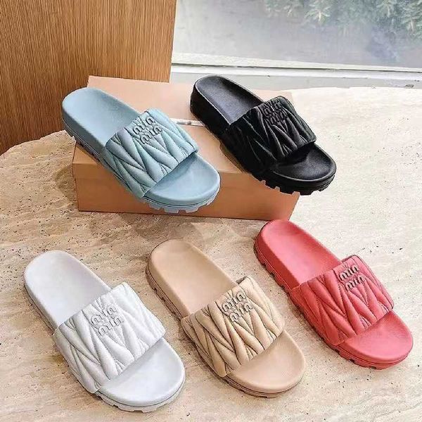 high version one line wearing pleated cowhide summer outing elevated seaside vacation thick sole sandals letter slippers, Black
high version one line wearing pleated cowhide summer outing elevated seaside vacation thick sole sandals letter slippers, Black