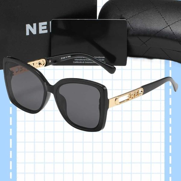 high summer quality famous sunglasses oversized flat ladies sun glasses chain women square frames fashion designer with packaging boxes shad, White;black
high summer quality famous sunglasses oversized flat ladies sun glasses chain women square frames fashion designer with packaging boxes shad, White;black