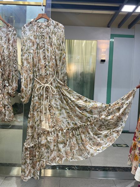 runway dresses australian designer dress 2023 autumn spring/summer new ruffled mid length dress, Black
runway dresses australian designer dress 2023 autumn spring/summer new ruffled mid length dress, Black