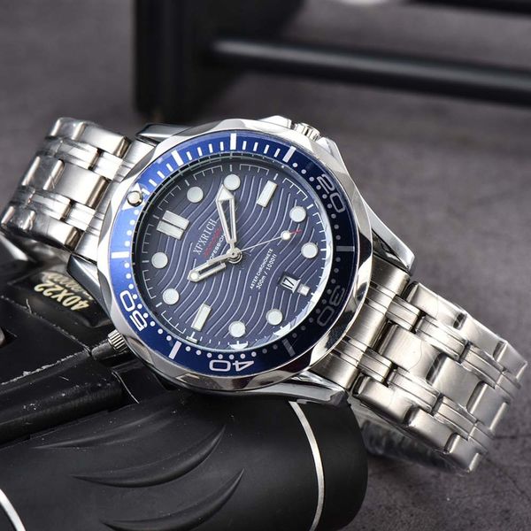 wristwatches 41mm original brand watches for mens business classic automatic date watch full stainless steel sports quartz aaa clock 230825, Slivery;brown
wristwatches 41mm original brand watches for mens business classic automatic date watch full stainless steel sports quartz aaa clock 230825, Slivery;brown