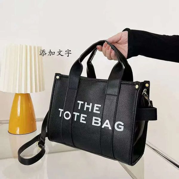 designer tote bags four seasons crossbody shopping bag designer purses and handbags lady famous brands pu shoulder bag for women gift
designer tote bags four seasons crossbody shopping bag designer purses and handbags lady famous brands pu shoulder bag for women gift