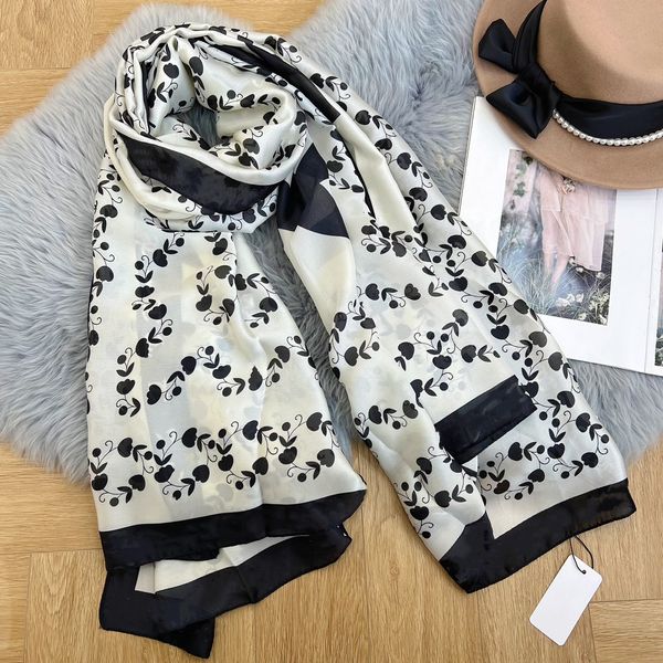 luxury 2023modal silk scarves luxury chiffon scarfs for ladies designer scarf fashion headscarf women floral alphabet design letter print sh, Blue;gray
luxury 2023modal silk scarves luxury chiffon scarfs for ladies designer scarf fashion headscarf women floral alphabet design letter print sh, Blue;gray