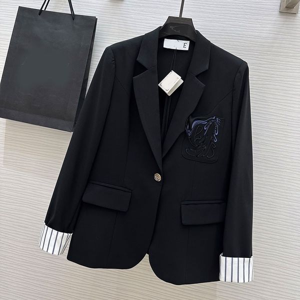 2023 new coats designer women lapel pocket embroidered curled stripes casual versatile suit coat, Black;brown
2023 new coats designer women lapel pocket embroidered curled stripes casual versatile suit coat, Black;brown