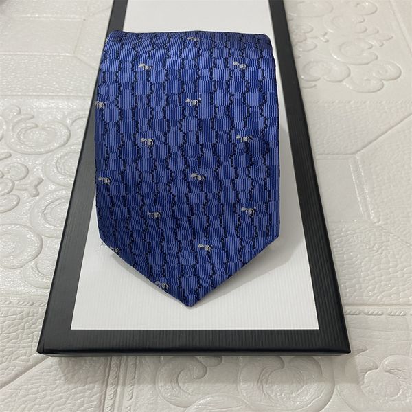 yy2023 men's tie designer men's silk tie letter jacquard woven tie, hand-made, a variety of styles men's wedding casual and b, Blue;purple
yy2023 men's tie designer men's silk tie letter jacquard woven tie, hand-made, a variety of styles men's wedding casual and b, Blue;purple