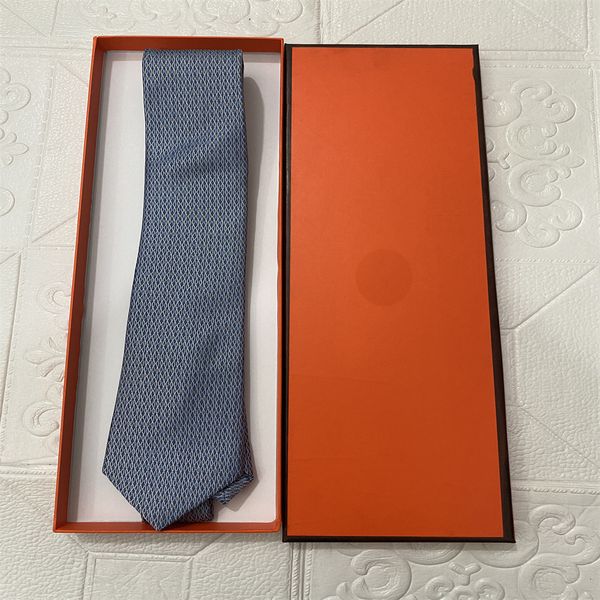 yy2023 men's tie designer men's silk tie letter jacquard woven tie, hand-made, a variety of styles men's wedding casual and b, Blue;purple
yy2023 men's tie designer men's silk tie letter jacquard woven tie, hand-made, a variety of styles men's wedding casual and b, Blue;purple