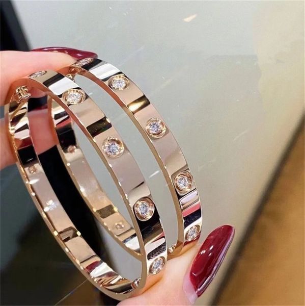 2023 luxury classic screwdriver bracelet fashion cuff bracelet 316l stainless steel plated 18k gold jewelry valentine's day gift design, Black
2023 luxury classic screwdriver bracelet fashion cuff bracelet 316l stainless steel plated 18k gold jewelry valentine's day gift design, Black
