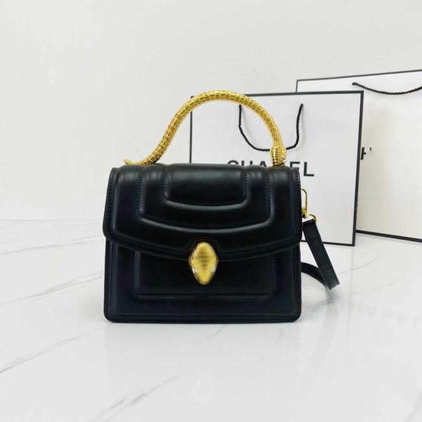 designer bulgaris bag handbag small women's handbag trend bright diamond crossbody bag high grade mature one shoulder women's bag
designer bulgaris bag handbag small women's handbag trend bright diamond crossbody bag high grade mature one shoulder women's bag