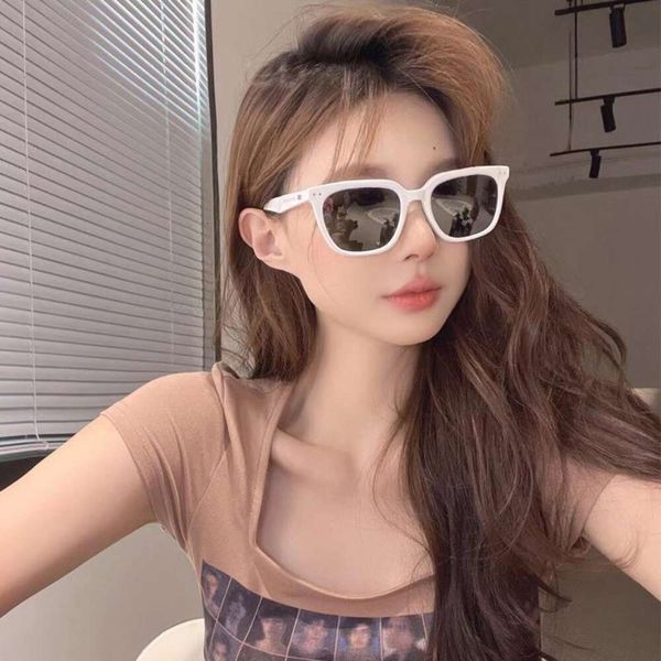 gm sunglasses high end summer tide milk white anti violet glasses can be matched with for short, White;black
gm sunglasses high end summer tide milk white anti violet glasses can be matched with for short, White;black