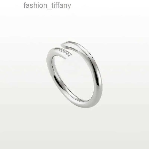 desinger love ring woman band ring jewelry titanium steel single nail european american fashion casual couple classic gold silver rose optio
desinger love ring woman band ring jewelry titanium steel single nail european american fashion casual couple classic gold silver rose optio