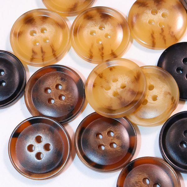 

Resin button with wide edge, four eye fine edge lining, windbreaker button accessories, coat button accessories