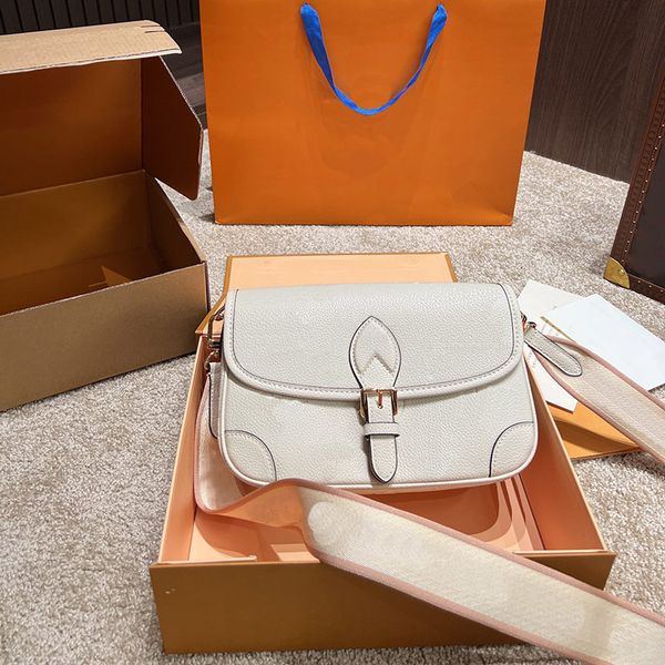fashion women crossbody bag vintage embossing flower 3 colours r shoulder bags luxury travel cross body wholesale classic
fashion women crossbody bag vintage embossing flower 3 colours r shoulder bags luxury travel cross body wholesale classic