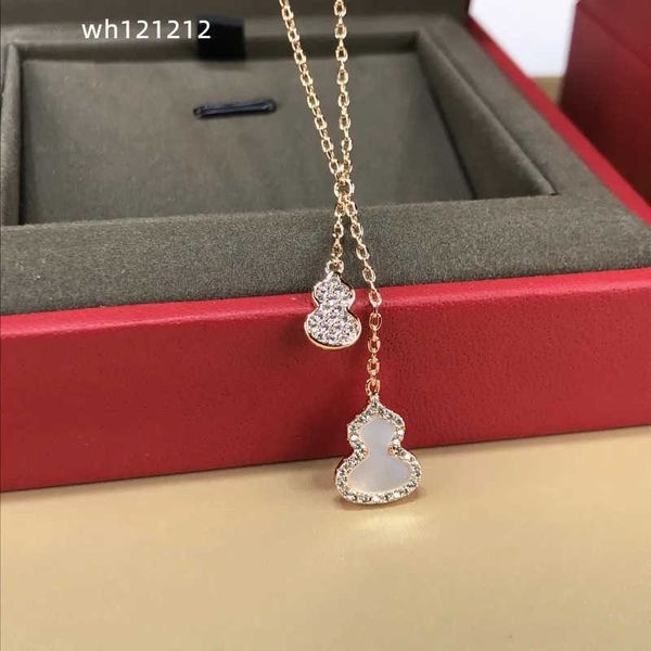 designer jewelry diamond pendant necklace classic titanium steel diamonds bottle gourd pendant necklaces 18k gold plated women luck necklace, Silver
designer jewelry diamond pendant necklace classic titanium steel diamonds bottle gourd pendant necklaces 18k gold plated women luck necklace, Silver