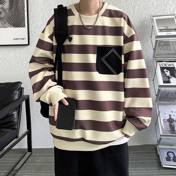 2023 youth spring and autumn new boys' t-shirt round neck pullover striped sweatshirt men's underlay, Black
2023 youth spring and autumn new boys' t-shirt round neck pullover striped sweatshirt men's underlay, Black