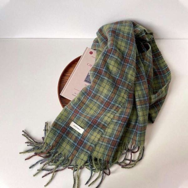 autumn and winter scarf womens korean green plaid shawl high grade retro versatile thick warm, Blue;gray
autumn and winter scarf womens korean green plaid shawl high grade retro versatile thick warm, Blue;gray