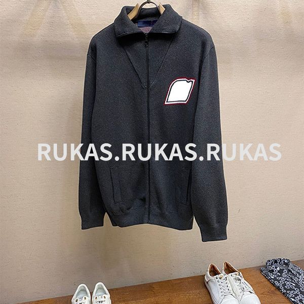 casual jacket high-neck zipper long-sleeved men's gray fashion sweatshirt basic matching couple sweater coat simple luxury jacket, Black;brown
casual jacket high-neck zipper long-sleeved men's gray fashion sweatshirt basic matching couple sweater coat simple luxury jacket, Black;brown