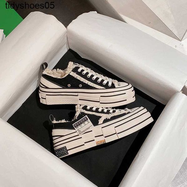wu jianhao's half trailer canvas shoes with the same style heightened small fragrance style beggar shoe board single shoe, Black
wu jianhao's half trailer canvas shoes with the same style heightened small fragrance style beggar shoe board single shoe, Black
