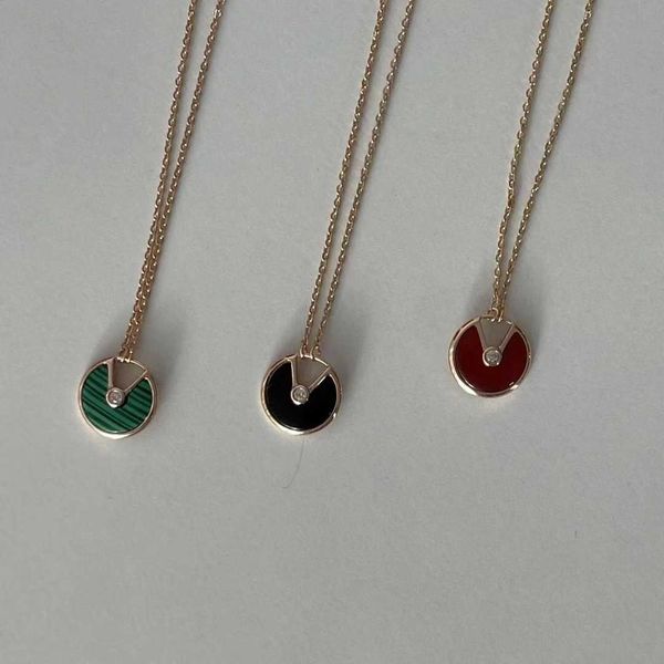 sxzj v gold high edition card amulet necklace with 18k rose natural white fritillaria agate pendant for women's bone chain, Silver
sxzj v gold high edition card amulet necklace with 18k rose natural white fritillaria agate pendant for women's bone chain, Silver