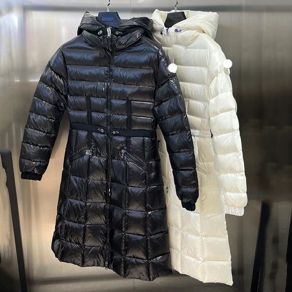 2023 luxury designer women's down coat embroidered badge mid length waist fit hooded women winter coats thickened warm winter jacket wo, Black
2023 luxury designer women's down coat embroidered badge mid length waist fit hooded women winter coats thickened warm winter jacket wo, Black