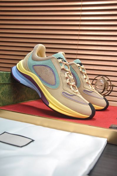 famous brand men run sneakers shoes mesh breath sporting interlocking g bi-color rubber sole trainers party wedding skateboard casual walkin, Black
famous brand men run sneakers shoes mesh breath sporting interlocking g bi-color rubber sole trainers party wedding skateboard casual walkin, Black