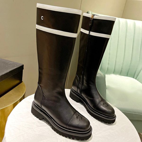 23ss f/w womens knee boots designer cowhide with zipper chunky heels rubber sole ladies luxurys knight motorcycle snow boot retro black leis
23ss f/w womens knee boots designer cowhide with zipper chunky heels rubber sole ladies luxurys knight motorcycle snow boot retro black leis