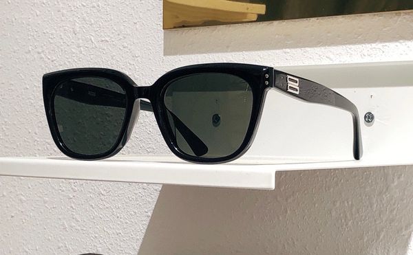 fashion gentle monster sunglasses for women designer large frame plate glasses for men hip hop handsome street p sunglasses, White;black
fashion gentle monster sunglasses for women designer large frame plate glasses for men hip hop handsome street p sunglasses, White;black