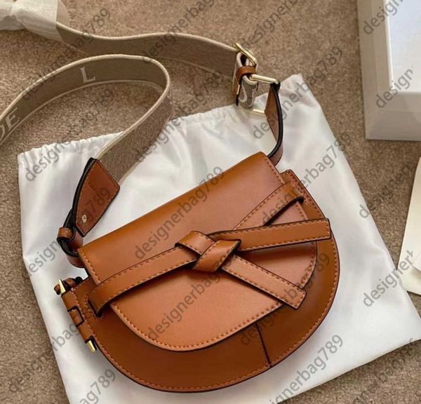 2leather saddle messenger fashion lightweight handbag shoulder brown brand designer crossbody female purses
2leather saddle messenger fashion lightweight handbag shoulder brown brand designer crossbody female purses