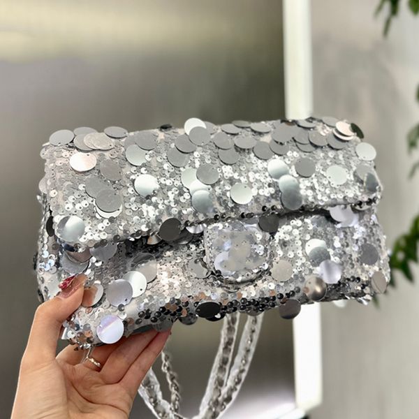 designers classic sequins crossbody bags handbags 7a quality quilted matelasse flap fashion silver metal chain women shoulder bag luxury des
designers classic sequins crossbody bags handbags 7a quality quilted matelasse flap fashion silver metal chain women shoulder bag luxury des