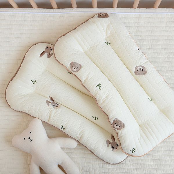 pillows cotton quilted children pillow korean bear embroidery breathable sweatabsorbing sponge net infant baby sleeping head cushion 230825
pillows cotton quilted children pillow korean bear embroidery breathable sweatabsorbing sponge net infant baby sleeping head cushion 230825