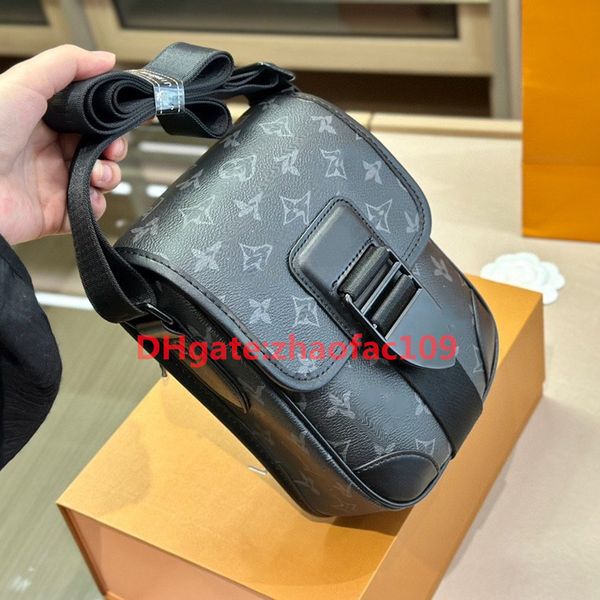 2023 crossbody bag mobile phone bag fashion trend design luxury brand single shoulder small capacity wallet crossbody bag leather fabric sim
2023 crossbody bag mobile phone bag fashion trend design luxury brand single shoulder small capacity wallet crossbody bag leather fabric sim