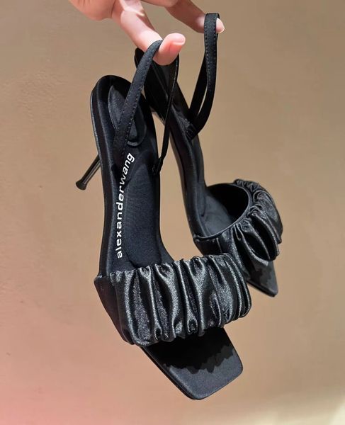 summer luxury a wang julie sandals shoes strap women high heels party dress sandalias lady party wedding excellent walking eu35-40, Black
summer luxury a wang julie sandals shoes strap women high heels party dress sandalias lady party wedding excellent walking eu35-40, Black