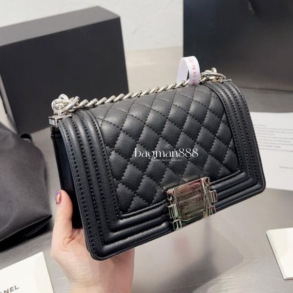 designers handbags le boy shoulder bag wallet designer bag women caviar quilted flap handbags women antique metal chain clutch cf diamond la
designers handbags le boy shoulder bag wallet designer bag women caviar quilted flap handbags women antique metal chain clutch cf diamond la