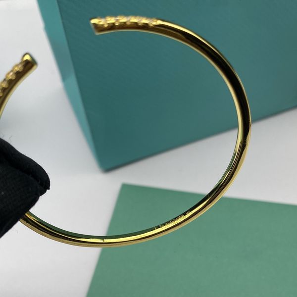 t letter bangle with diamond bracelet opening t bracelet jewelry ladies gold silver party, Black
t letter bangle with diamond bracelet opening t bracelet jewelry ladies gold silver party, Black