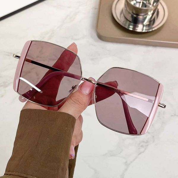 double eyebrow metal sunglasses for women large square block trendy men black retro, White;black
double eyebrow metal sunglasses for women large square block trendy men black retro, White;black