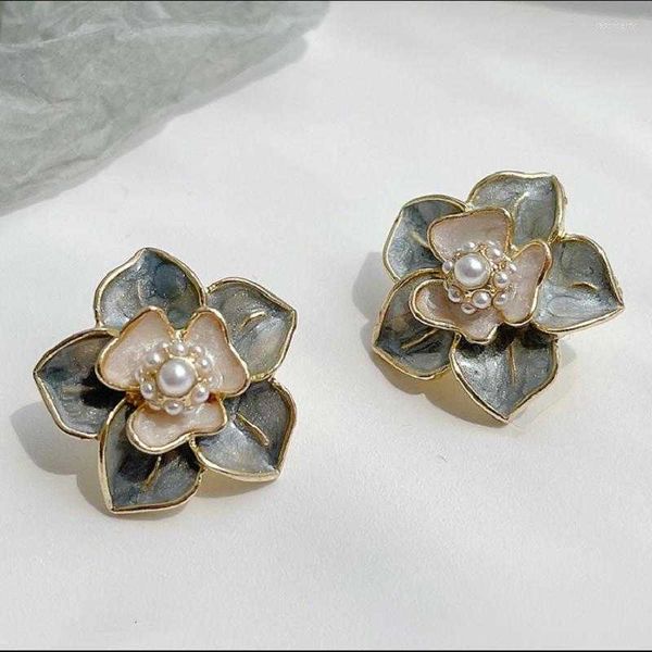 stud earrings colorful l vintage chic 925 sterling silver three-dimensional flower shape ear clip and for woman student jewelry, Golden;silver
stud earrings colorful l vintage chic 925 sterling silver three-dimensional flower shape ear clip and for woman student jewelry, Golden;silver